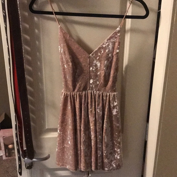 silence + noise Pink Velvet Romper - Picture 2 of 4